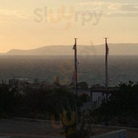 Macoo Eatery outside