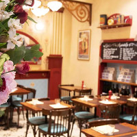 Hv Irish Pub inside