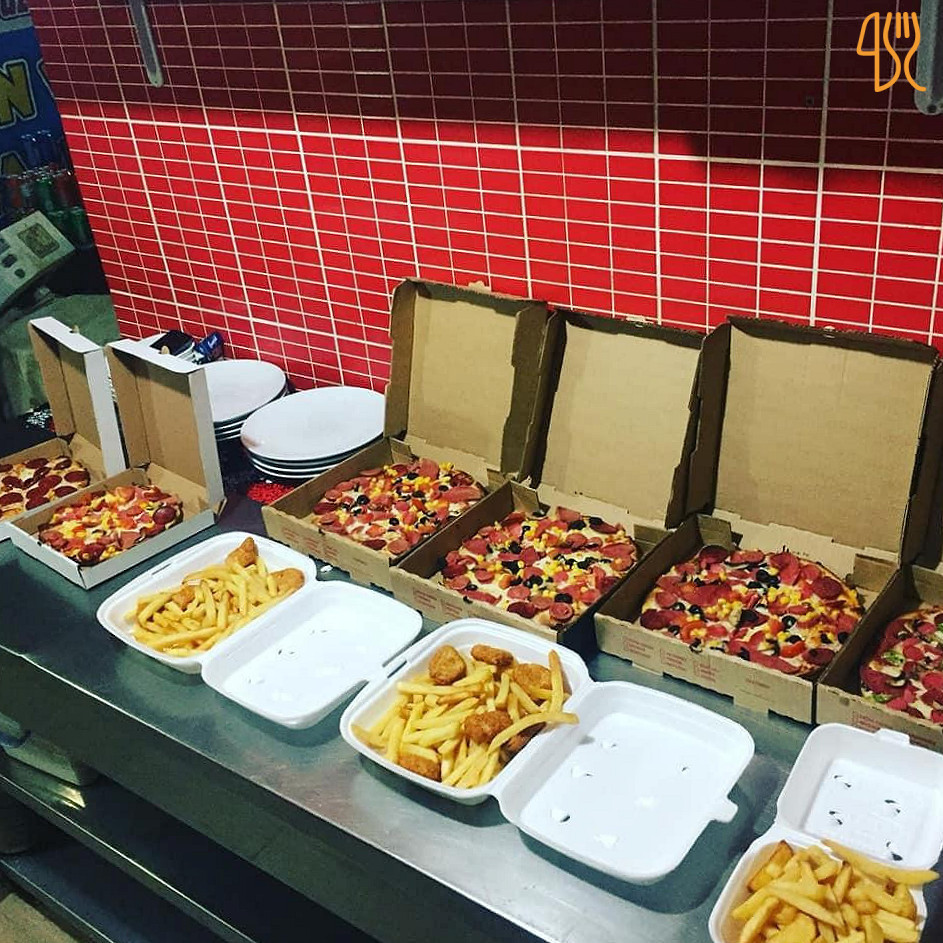 Pizza Center