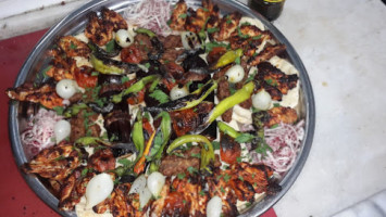 Ora Lezzet Lahmacun Ve Pide Salonu food