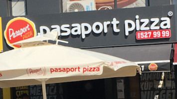 Pasaport Pizza outside