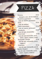 Pizzeria Androv food