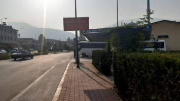 Karadeniz Pide Lahmacun outside