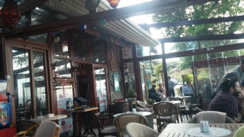 Adriano Antik Kafe inside