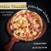 Tomazzo Pizza food