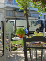 Roua Cafe ΚΑΦΕΤΕΡΙΑ ΑΘΗΝΑ outside