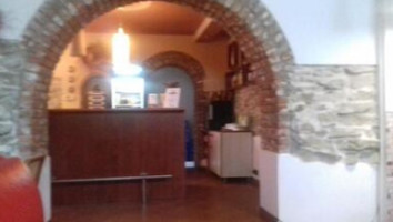 Pizzeria Tombrero inside
