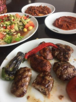Köfteci Kara Tayakadın Şubesi food