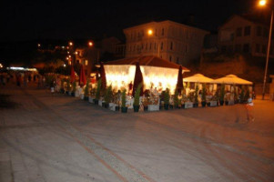 Kız Denizi Cafe outside