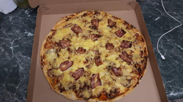 Barlang Gyros&pizza food