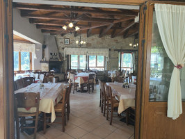 Agnántio Tavern inside