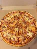Kami-hami Pizzéria food