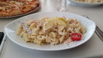 Giuseppe Pizzéria food