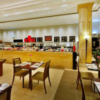 Al Deera Holiday Inn Resort Dead Sea food