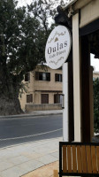Oulas Cafe Bistro outside