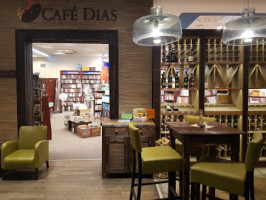 Café Dias food