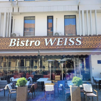Bistro Weiss (ex-coffeöl) outside