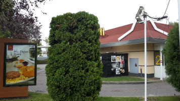 McDonald's Morarilor outside