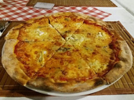Pizzeria la Rochelle food