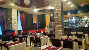 Caspian Club inside