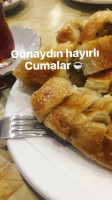 Bayramoğlu Pastanesi food