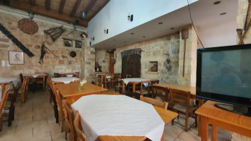 Araouzos Tavern inside