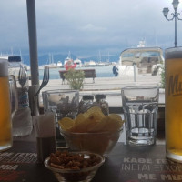 Kriton Gefsis At Aegina Κρητών Γεύσεις εν Αιγίνη food