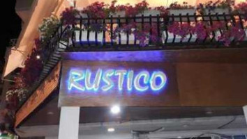 Taverna Rustico food