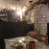 Kantouni Tavern food