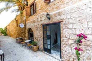 Caterina Cornaro Cafe And Guest House outside