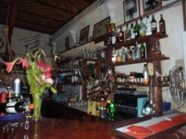 Old Simos Bar And Restaurant food