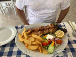 Ifalos Taverna food