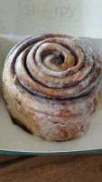 Cinnabon Makariou food