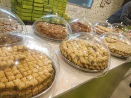 Zeen Lebanese Sweets food