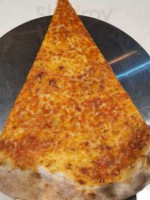 ‪pizza Domino De Shalit‬ food
