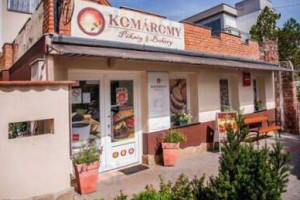 Komaromy Pekseg outside