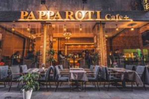 Pappa Roti Cafe+ inside