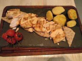 Mazi Greek Kitchen food