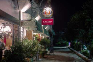 Restaurant Latino outside