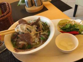 Fannicika Pho Pad Thai food