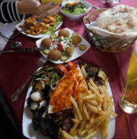 NASSAR Restaurant Libanez food