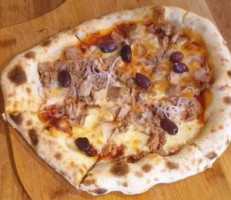 La Pizza Napoletana food