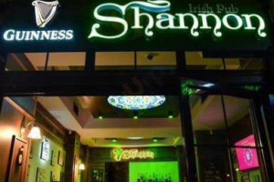 Shannon Irish Pub food