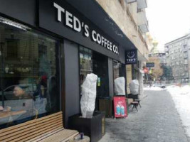 Ted's Coffee Co. outside