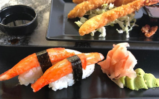 Hachikō Sushi Tales Cocktails food