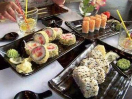 Sushi 360 food