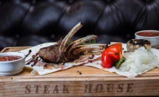 Steak House Vyhuhol food