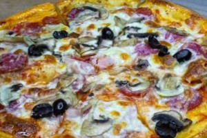 Pizzeria Chelentano food