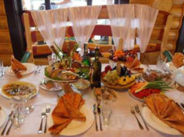 Tsariv Khutir food