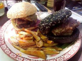 Burger Myasoyedovskaya V7 food